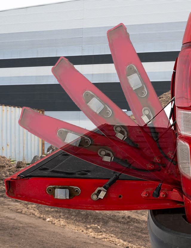 Colorado RG Tailgate Strut