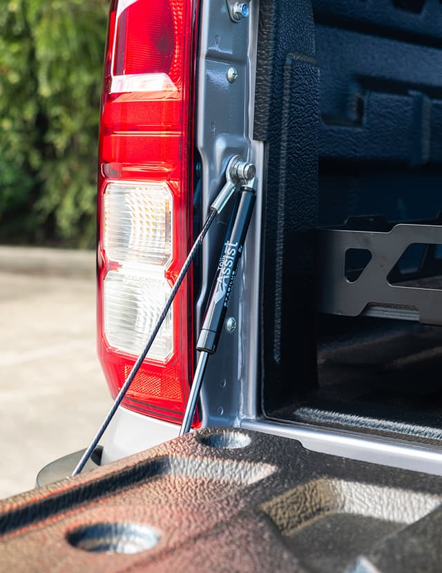 Mitsubishi Triton Tailgate Strut